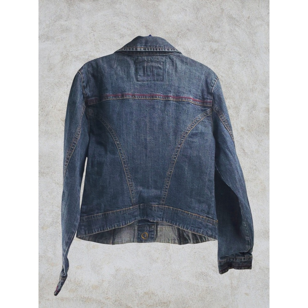 Cabi Womens Medium Wash Denim Jacket Mismatched Decorative Buttons Blue Size M - Picture 3 of 7